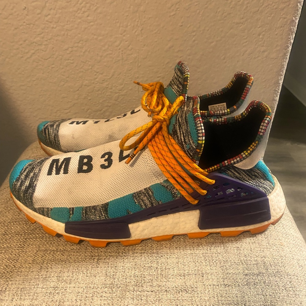 Sz 11.5 Pharrell Williams x Adidas Multicolor